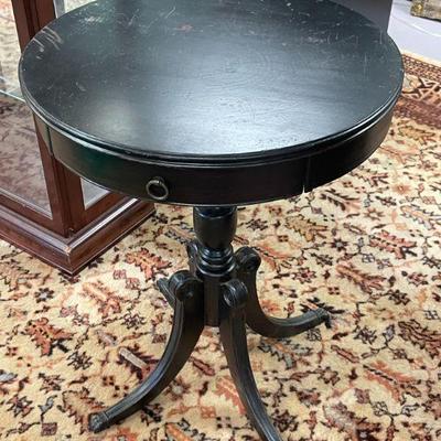 Wood table w/drawer