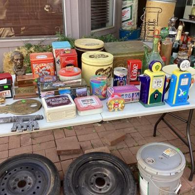 Estate sale photo