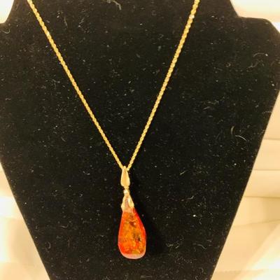 10k SOLID YELLOW GOLD NECKLACE WITH GENUINE AMBER PENDANT WRAPPED IN 10K GOLD