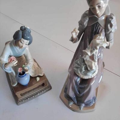 Fine Porcelain Lladro figurine. 4840 Oriental Girl. Hand painted. Made in Spain. 1970's. $95...
