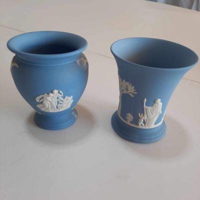 Vintage Wedgewood Jasperware Vase Set $22