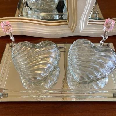 #5004 â€¢ Glass Hearts, Roses and Mirrored Tray
