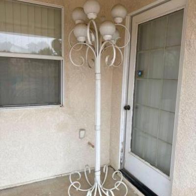 #11008 â€¢ Outdoor Lamp
