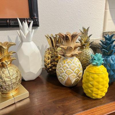 FTK088- Various Ceramic & Wooden Pineapple Decor
