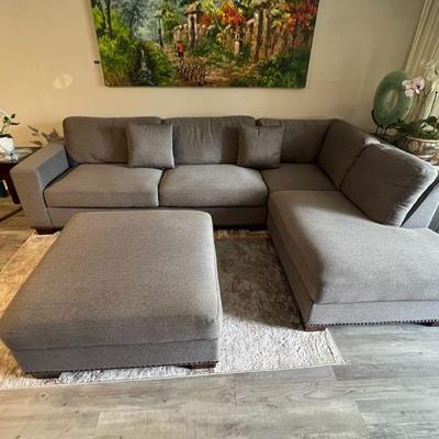 FTK005- Gray Modular Couch With Matching Ottoman 