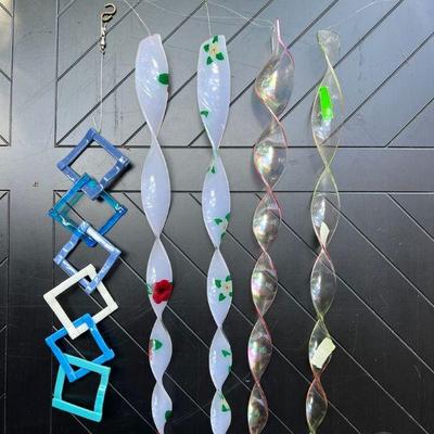 FTK025- (4) Bird Chaser Wind Twisting Decor & Glass Windchime