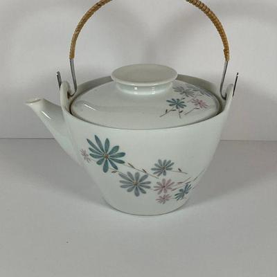 Noritake April tea Pot