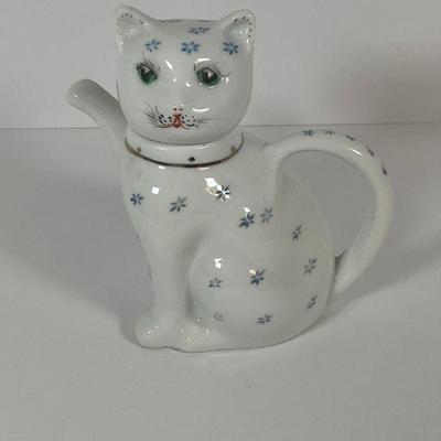 Vintage Made in China) cat Creamer