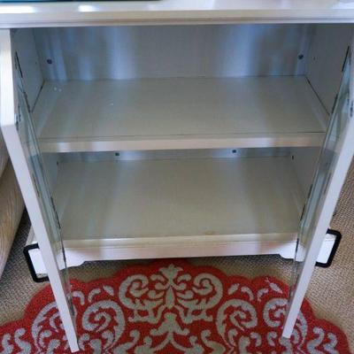 132	White Glass Front Cabinet (Dimensions 26