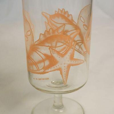 101	9 Periscope Sand Dollar Glasses. 8 Fitz & Floyd Coquilled'or Plates 1 Fitz FLoyd Plate w/Shell	$90.00
