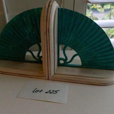 225	Shell Bookends	$30.00