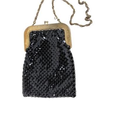 #94 â€¢ Whiting & Davis Vintage Black Mesh & Clasp Handbag
