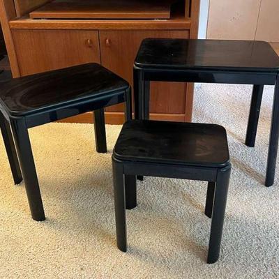 AHT147- (3) Piece Black Lacquered Nesting End Table