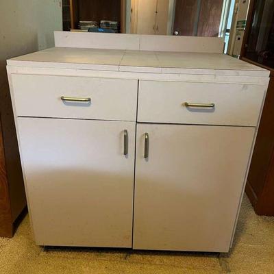 AHT164- (2) Door (2) Drawer Cabinet