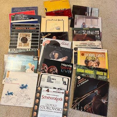AHT166- Assorted Vintage Vinyl Records 