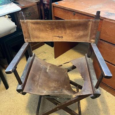 AHT120- Vintage Wooden Leather Commander Chair