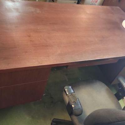 AHT199 - Large Wooden 6-Drawer Desk