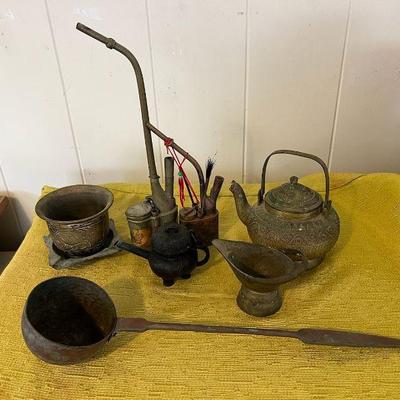 AHT052- Assorted Brass Tea Pots & Smokers Pipes