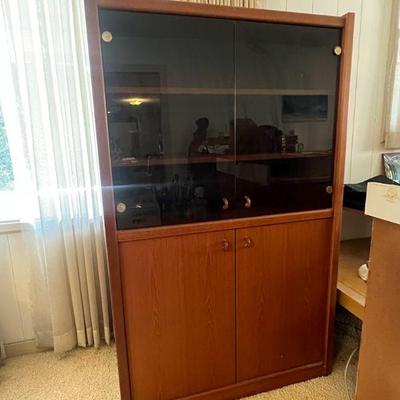 AHT060-Mid Century Modern Cabinet 