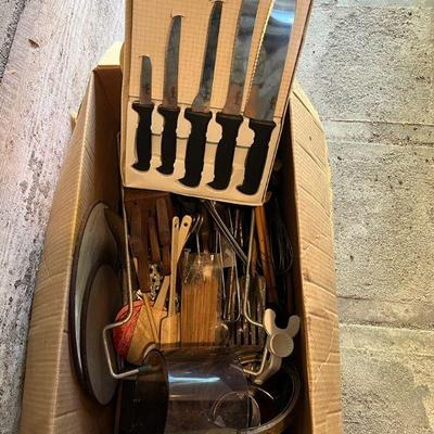 AHT333- Assorted Kitchenware With Various Cutco Priducts