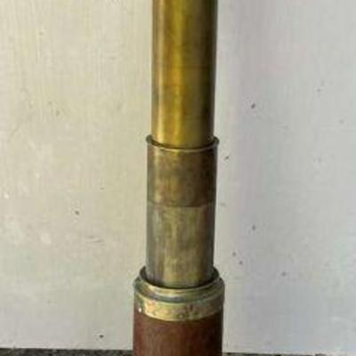 AHT337- Vintage Brass & Wooden Telescope 