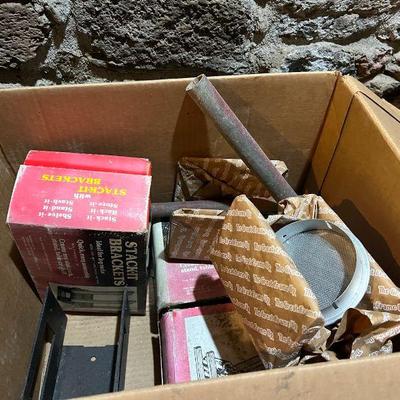 AHT334- Box Of Stack It Brackets