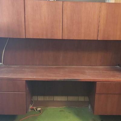 AHT198 - 2-Piece Desk And Hutch