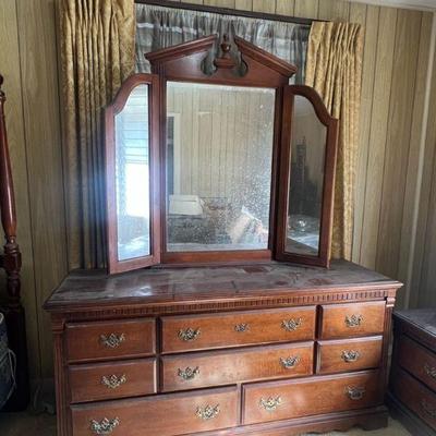 AHT202- Vintage (8) Drawer Wooden Dresser With Mirror