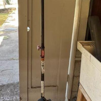 AHT319- Craftsman Weed Whacker 