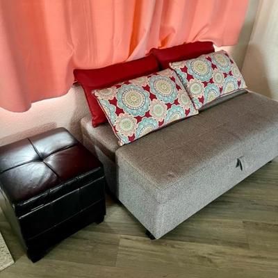 Ottoman - has hidden pull out bed 