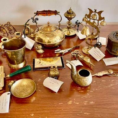 Lot 035-P: Brass Assortment #2

Description: 
â€¢	Various brass pieces including sconces, bells, figurines, bucket, teapot, and box...