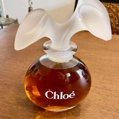 Lot 017-K: Chloe Oversized Factice Perfume Bottle

Description: 
â€¢	An oversized glass bottle used for store display purposes
â€¢...