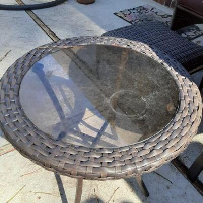 Patio wicker accent table