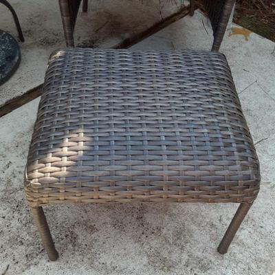 Wicker ottoman