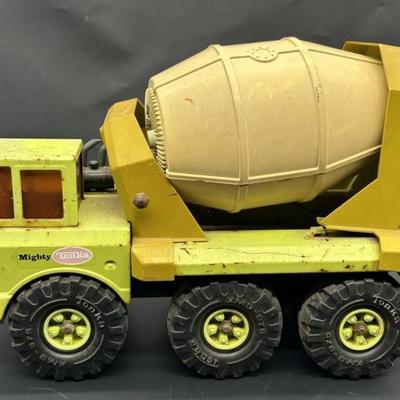 Vintage Yellow Metal Tonka Cement Mixer Truck