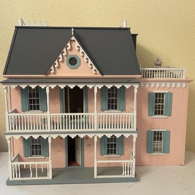 Vintage Wooden Victorian Dollhouse