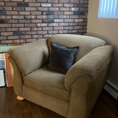 Overstuffed Arm chair