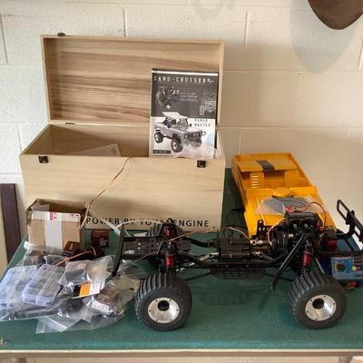 Adult 4WD RC Sand Cruiser, 150mph, 2 cyliner ethanol engine, retials $2500. Starting bid $5