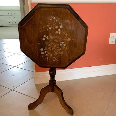 Tilt top table with inlay design