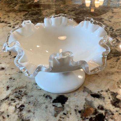 Ruffled candy dish