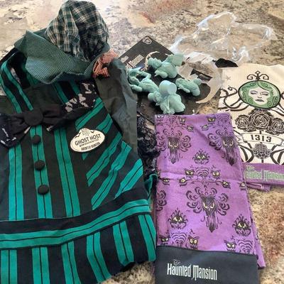 Official uniform Disney Haunted Mansion with bonnet 
