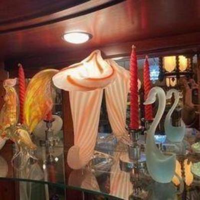 Murano horn and satinglass swan
