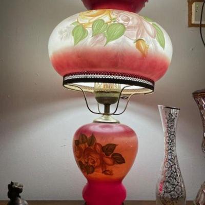 Dual lit Gone with the wind lamp with proper sie stick out chimney