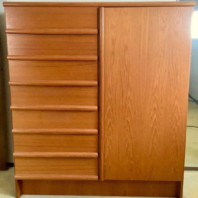 ELDA212 Mid Century Modern Highboy Teak Dresser	Scandinavian style with 7 drawers with a big side cabinet with shelves. Very solid wood...