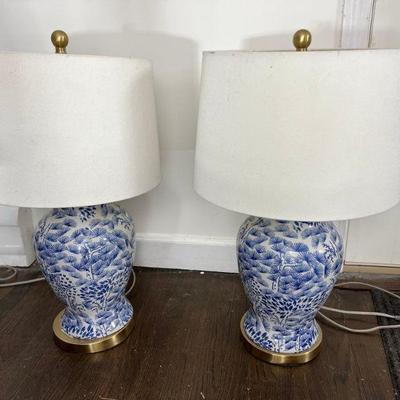 Pair Of Safavieh Alona Lamps $230 Retail