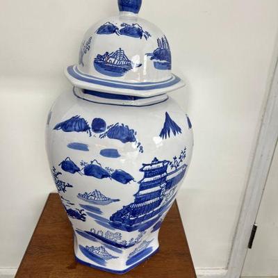 Oversize Blue & White Ginger Jar