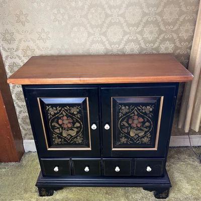 Ethan Allen American Traditional Solid Maple & Birch Console Cabinet