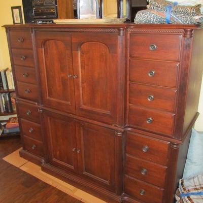 Durham 2pc fine furniture wardrobe/entertainment cabinet. Cherry finish. (Matching king-size bed & nightstands available)