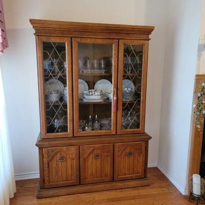 Bassett China Cabinet