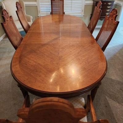 Drexel Dining Table and Chairs